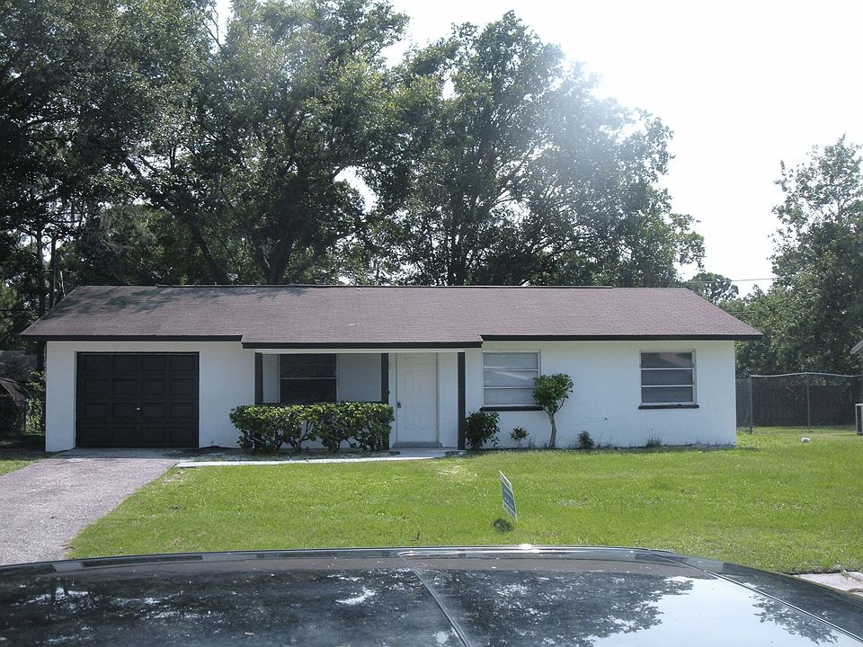 1st image of 3962 Berkshire Dr
