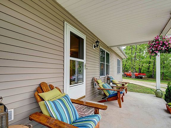 Relaxing front porch