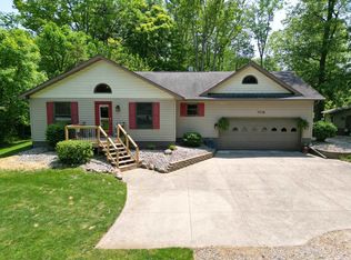 7716 Busch Rd, Birch Run, MI 48415