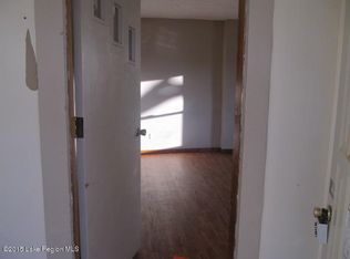 124 W Jackson St, Parkers Prairie, MN 56361