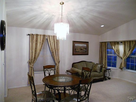 4th image of 708 Lois Ln