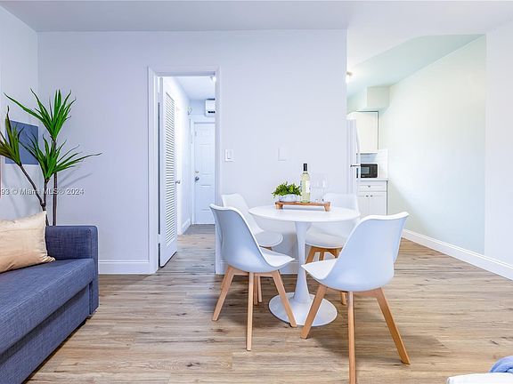4th image of 2748 NE 32nd St #4