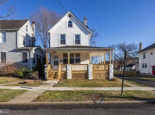 28 W Greenwood Ave, Oaklyn, NJ 08107
