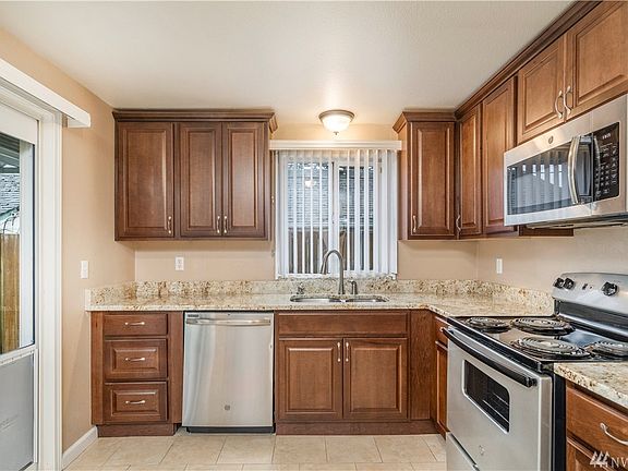 5th image of 644 161st St S