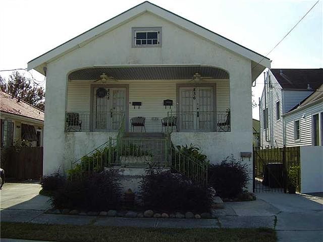 1st image of 836 Weiblen Pl