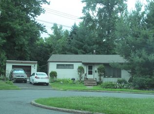 54 Merritt Ave, Cresskill, NJ 07626