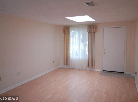 3rd image of 780 Sugarland Run Dr
