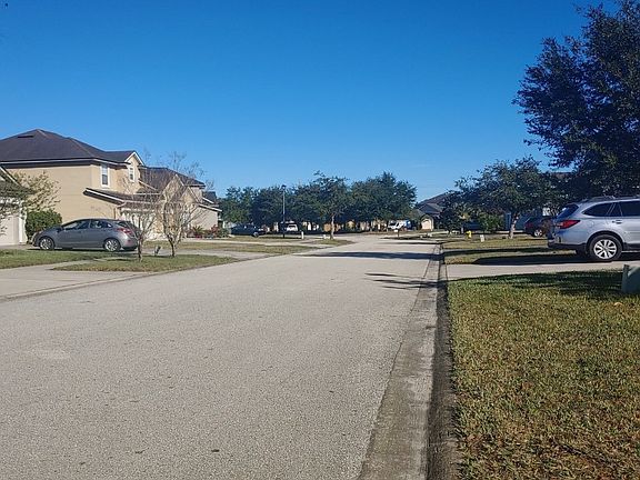 5th image of 693 Porto Cristo Ave