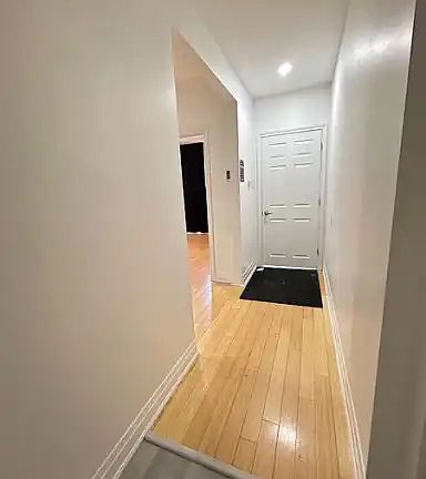 4th image of 218 Greenwood Ave #1A
