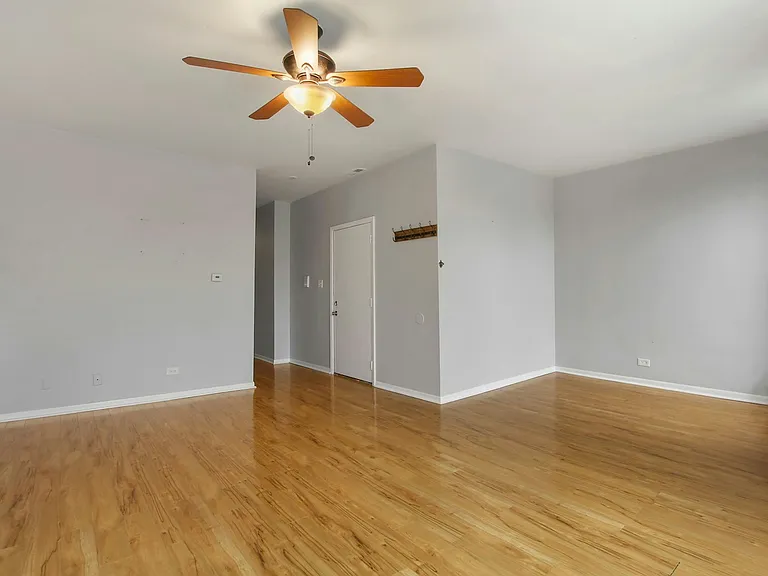 4040 S Wabash Ave #2 — Photo 5