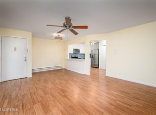 25 Western Reach, Red Bank, NJ 07701