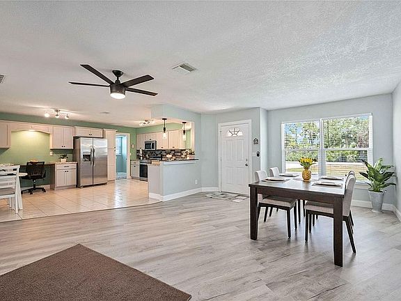 4th image of 7190 San Casa Dr