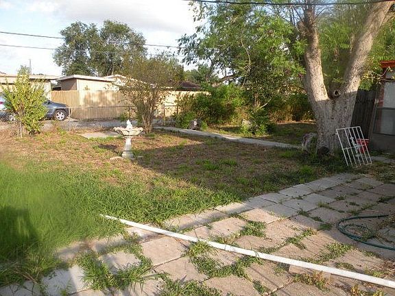 5th image of 814 N 21st St