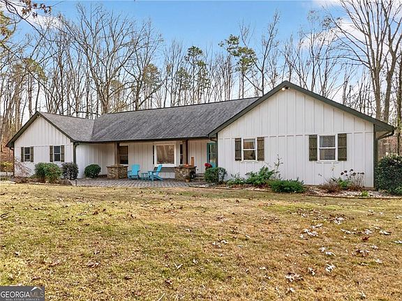 2nd image of 2151 E Maddox Rd