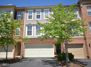42524 Regal Wood Dr, Ashburn, VA 20148