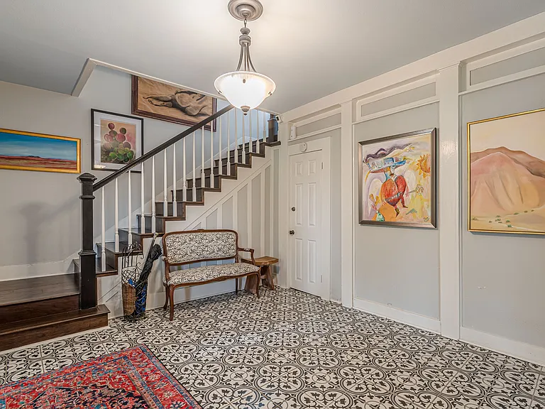 311 W Mistletoe Ave — Photo 6