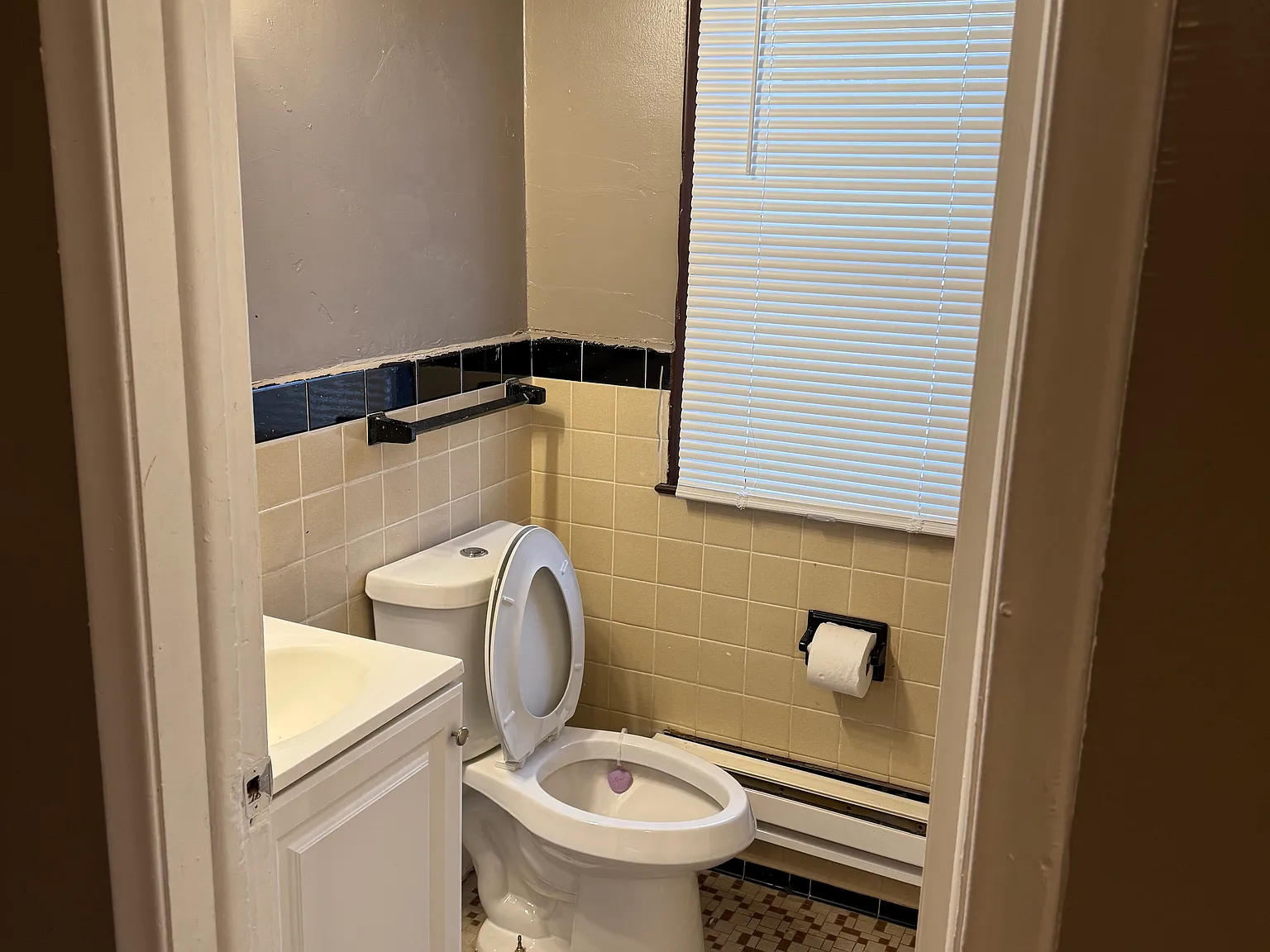 1 bed, 420 sqft, $875 — Photo 4