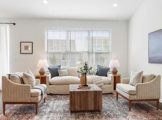 327 Bowing Way, Lake Geneva, WI 53147