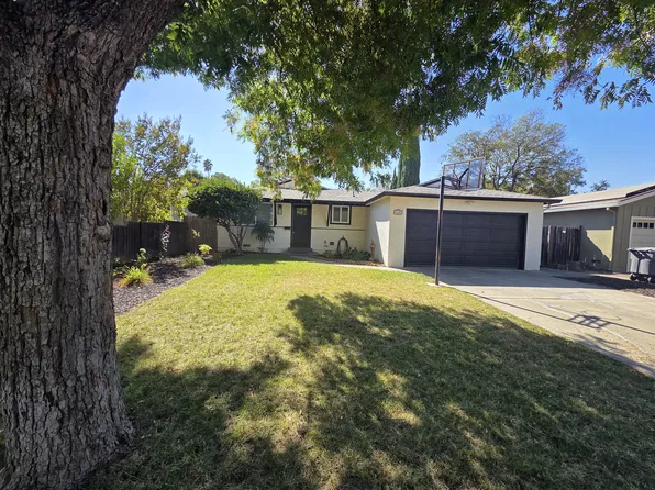 1208 Spruce Ln, Davis, CA 95616