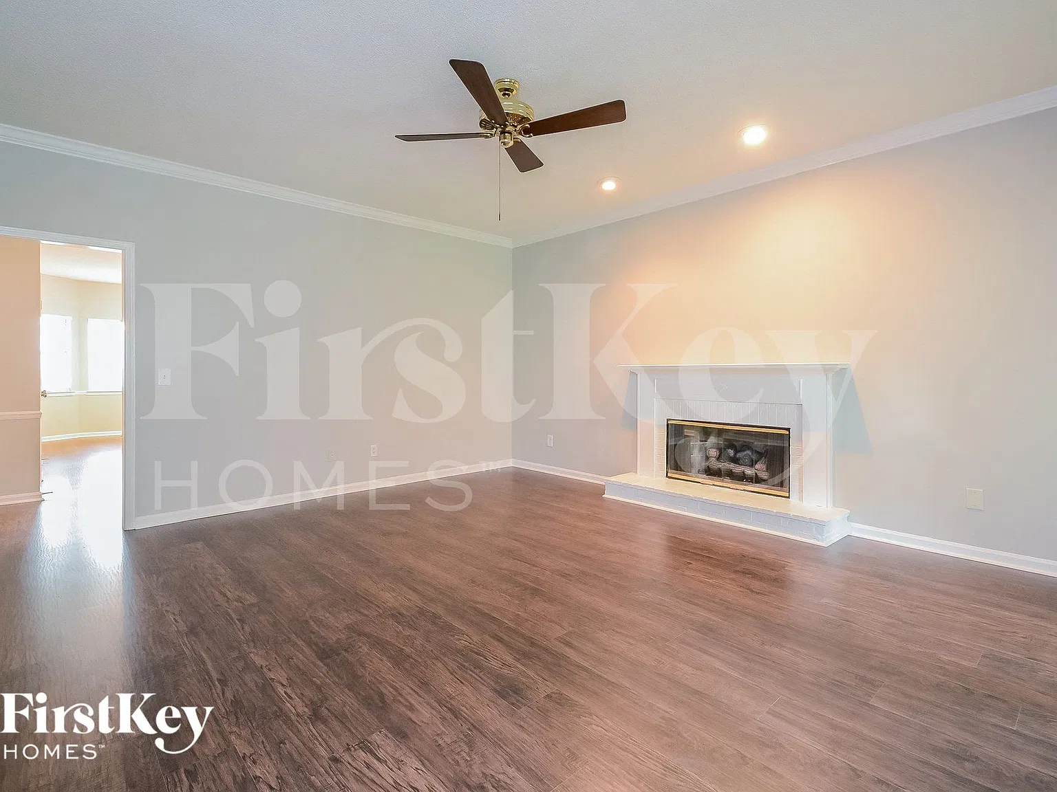 4 bed, 2.5 bath, 2088 sqft, $2,340 — Photo 3