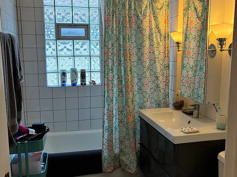 kids bathroom (#3)