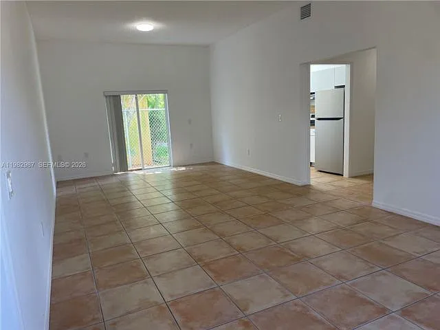 3421 SW 25th St — Photo 13