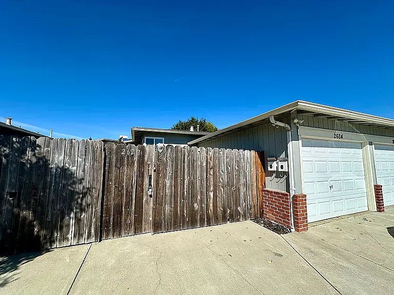 2622 Renton Way — Photo 14