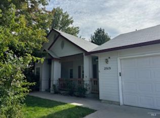 2919 W Bonner St, Meridian, ID 83646