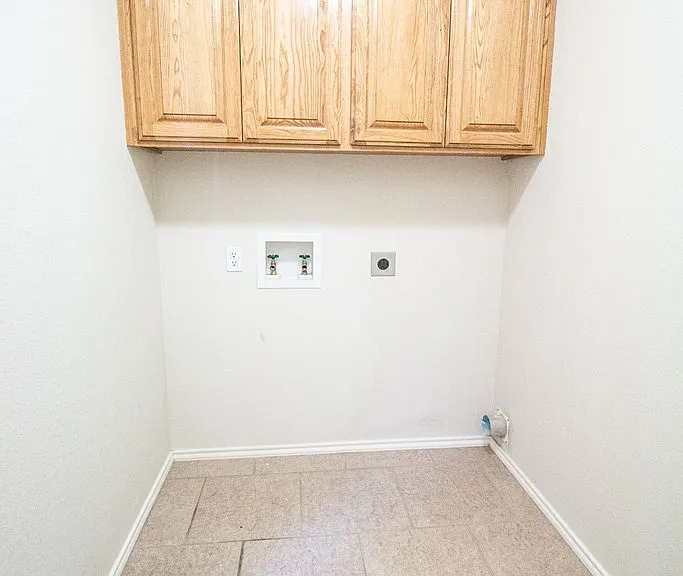 4906 Quartz Ln — Photo 9