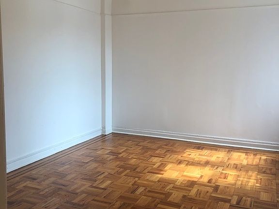 5th image of 1735 Lafayette Ave #5C