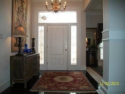 5th image of 1913 Lazy Lake Dr