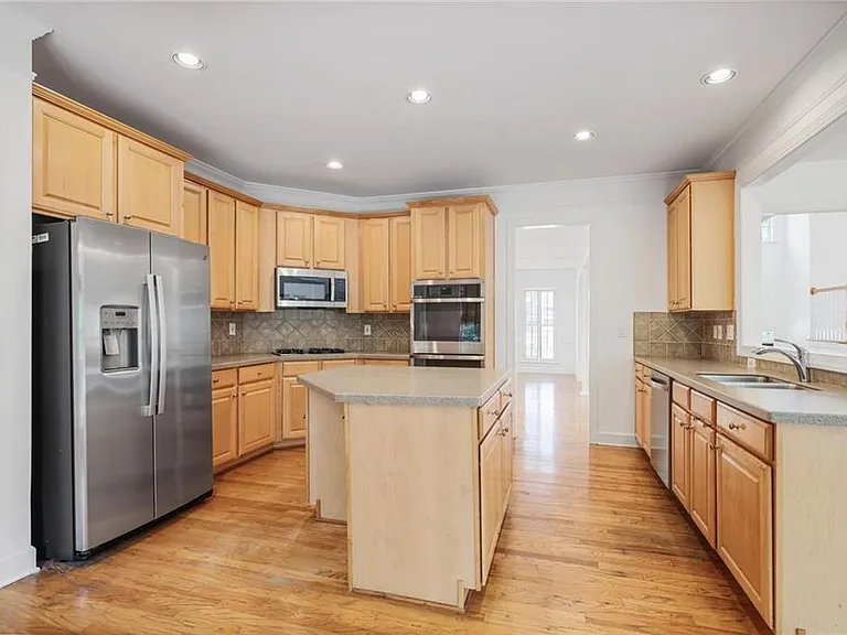 2024 Wrights Mill Cir NE — Photo 4