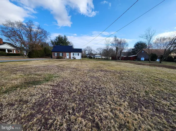 961 Old Harrisburg Rd, Gettysburg, PA 17325