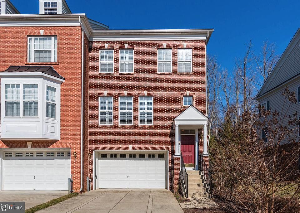 1st image of 439 Penwood Dr