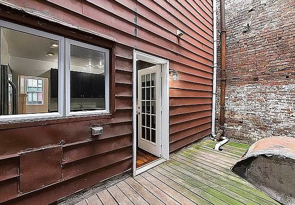 4th image of 510 Greenwich St #3