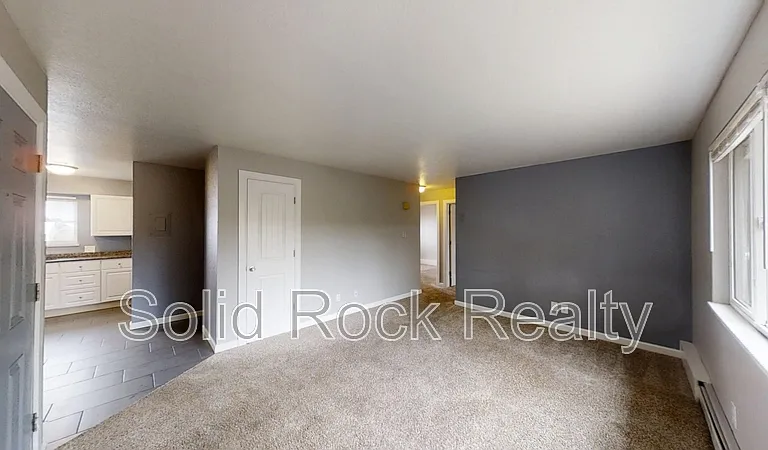 333 Bonnie Ct #4 — Photo 6
