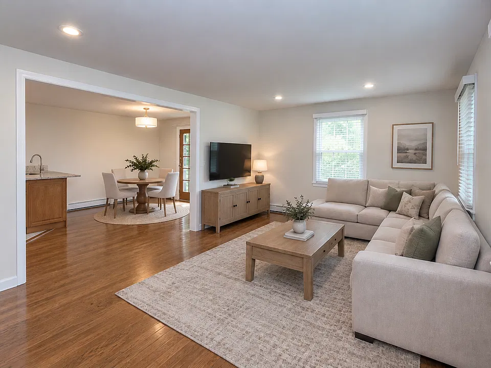 108 Clinton St #1