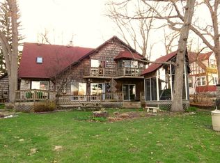 617 Spring Rd, Ingleside, IL 60041