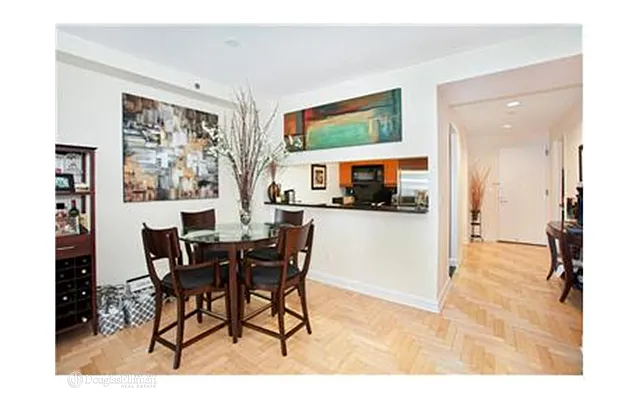 Rented by Douglas Elliman | media 15