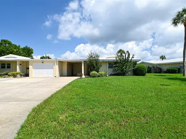 3209 Pinecrest St #614, Sarasota, FL 34239