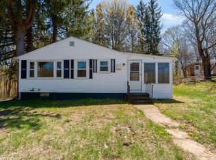 3 Sandy Dr, North Brookfield, MA 01535