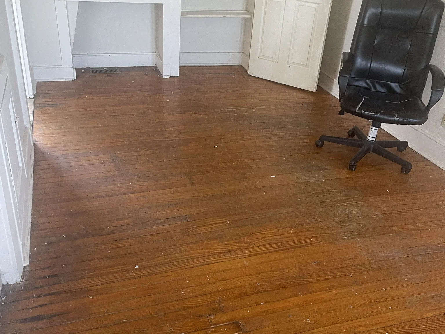 1 bed, $1,000 — Photo 2