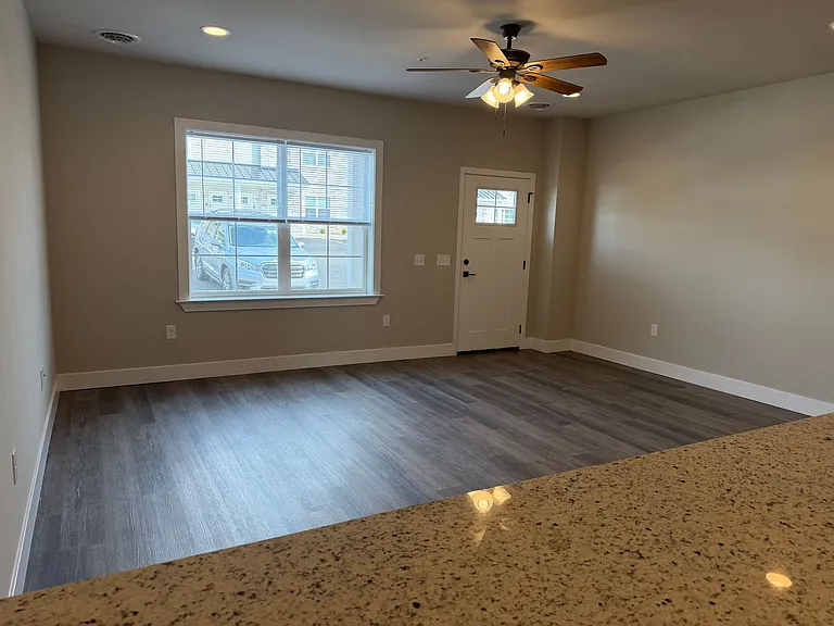 Salem Run Apartments Phase 2 — Photo 170