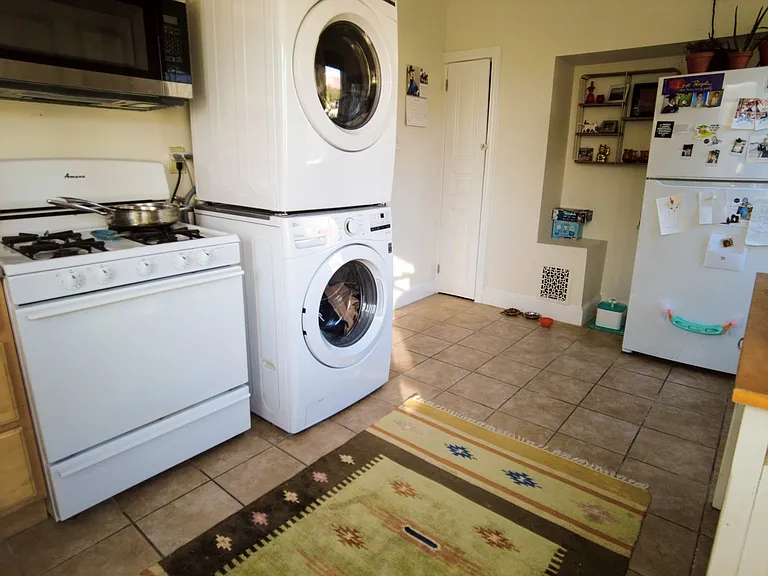 2226 E Cumberland St #2 — Photo 23
