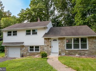 7417 Coventry Ave, Elkins Park, PA 19027