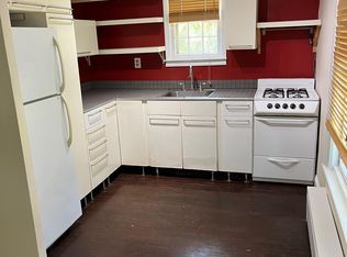 1006 W Shore Rd FLOOR 2, Oyster Bay, NY 11771