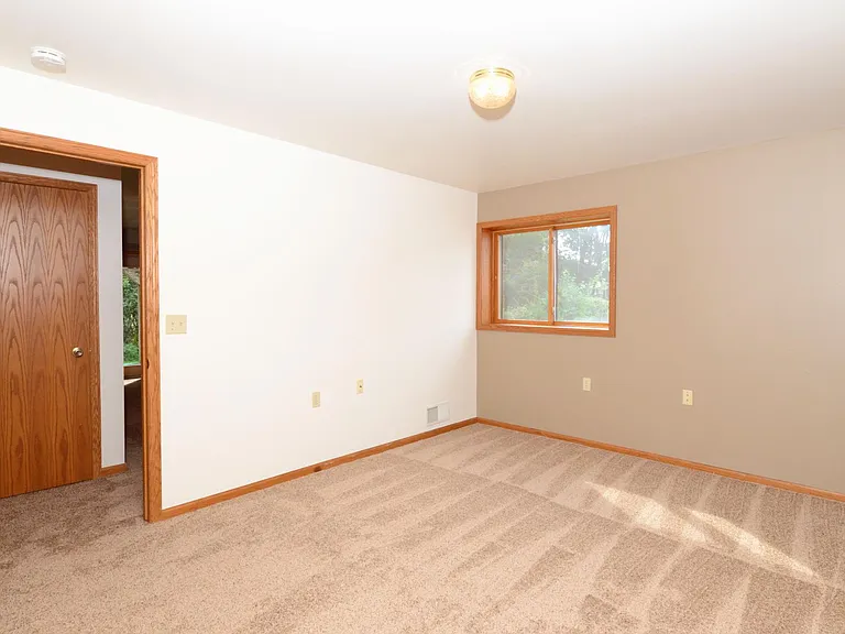 2727 Winsor Dr #2727 — Photo 8
