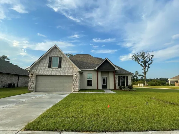 23 Red Oak Dr, Long Beach, MS 39560