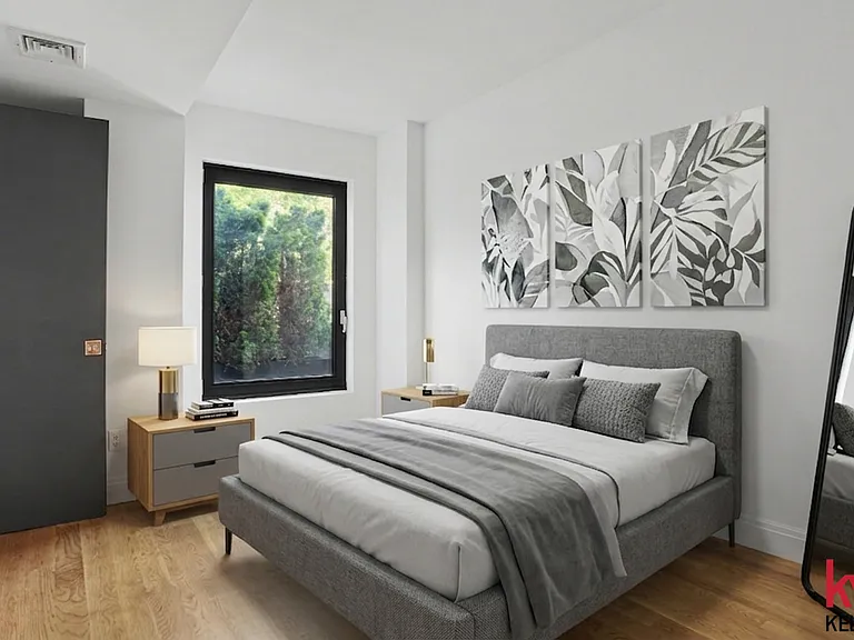 554 4th Ave #E3 — Photo 6