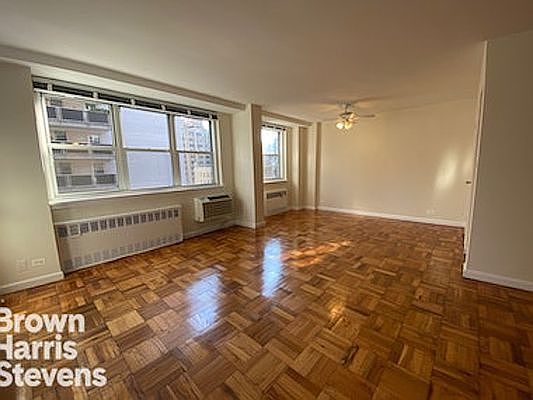 1st image of 201 E 19th St APT 8G